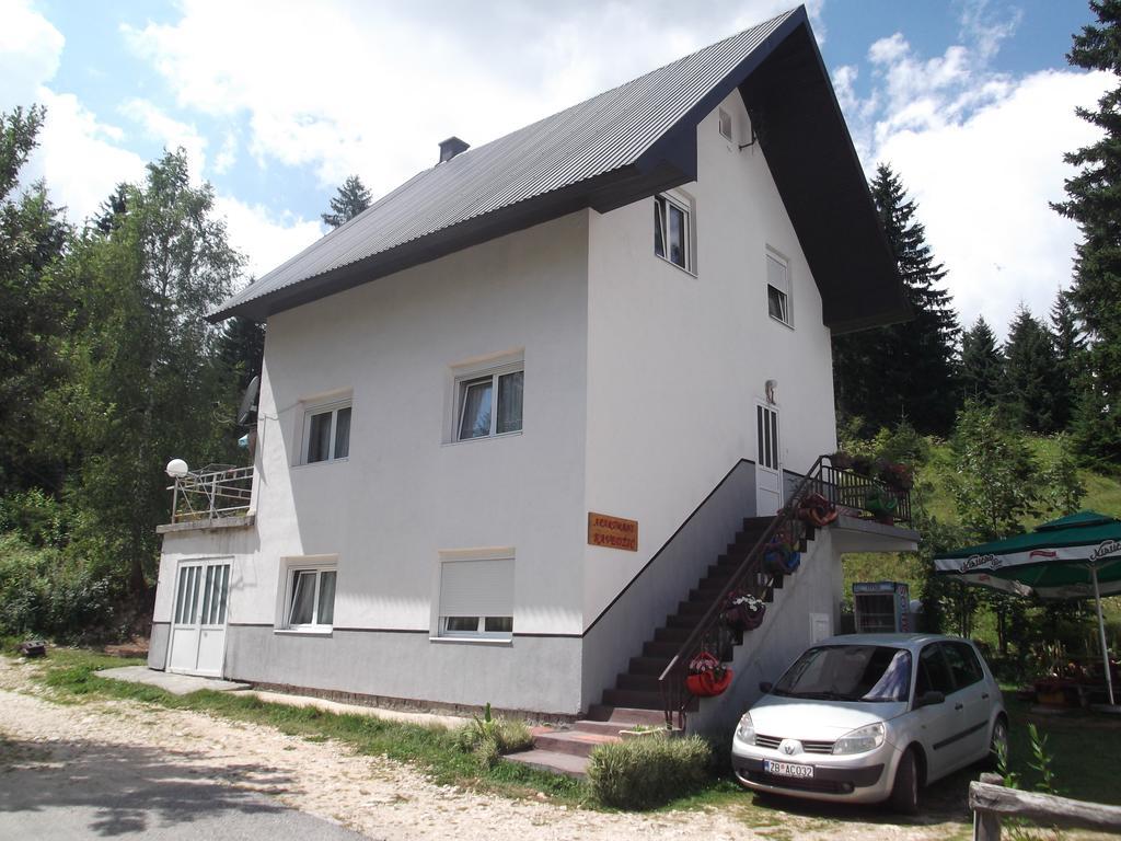 Guest House Kavedzic Zabljak  Ngoại thất bức ảnh