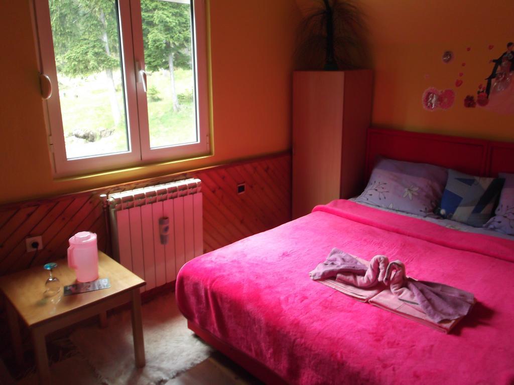 Guest House Kavedzic Zabljak  Ngoại thất bức ảnh
