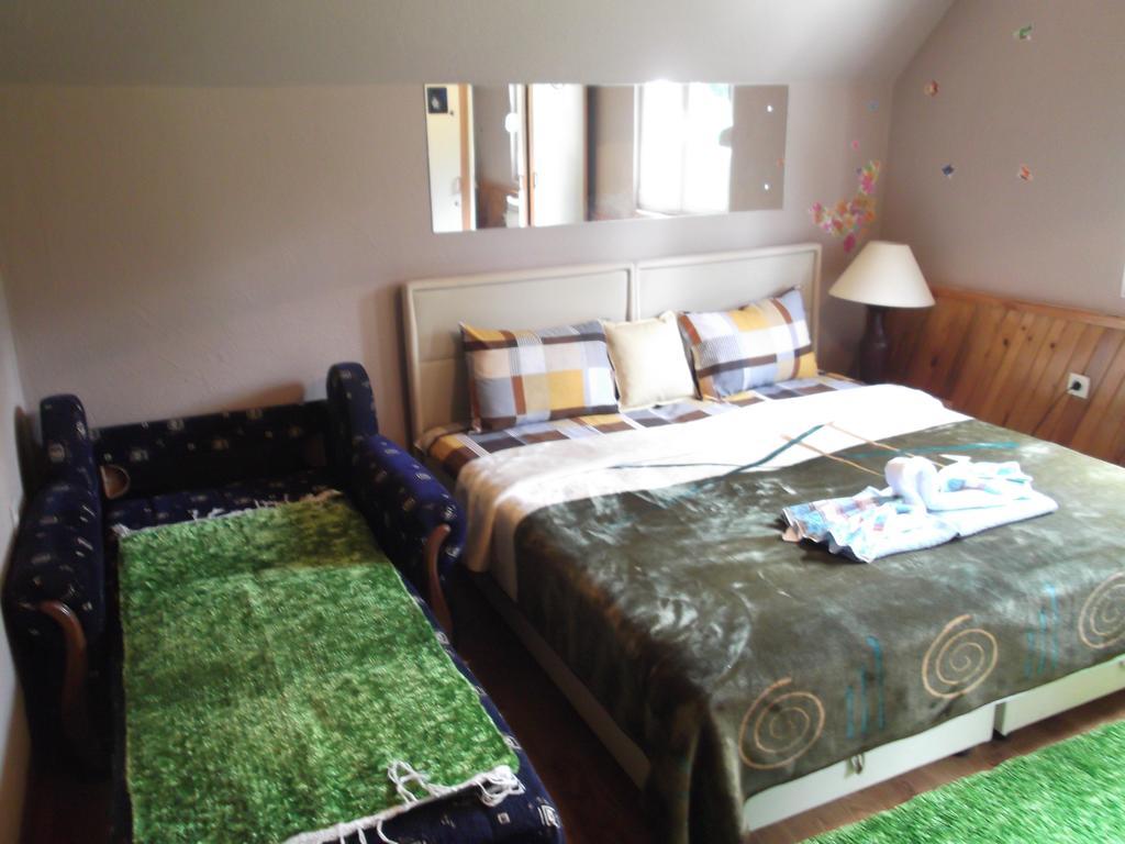 Guest House Kavedzic Zabljak  Ngoại thất bức ảnh