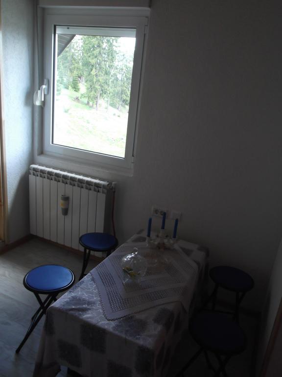 Guest House Kavedzic Zabljak  Ngoại thất bức ảnh